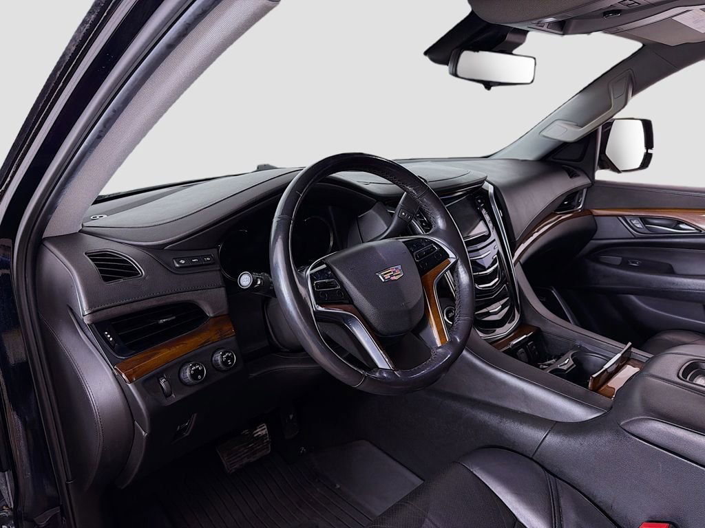 Used 2018 Cadillac Escalade Premium Luxury image 23