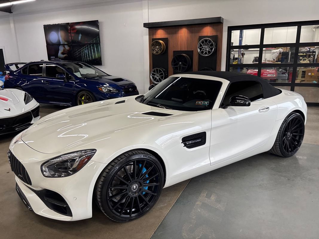 Used 2018 Mercedes-Benz AMG GT Roadster w/ Lane Tracking Package image 4