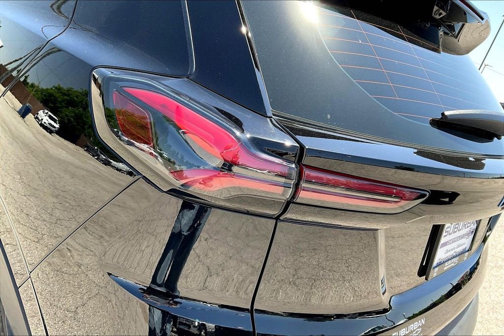 Used 2023 Chevrolet Bolt EUV Premier w/ Sun & Sound Package FWD image 31