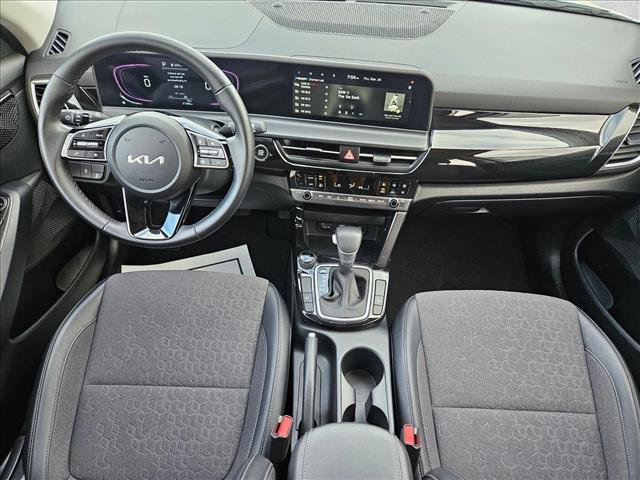 Used 2025 Kia Seltos S image 19