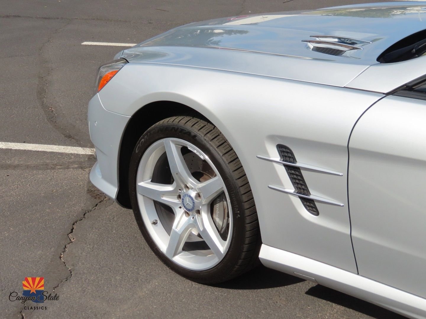 Used 2013 Mercedes-Benz SL 550 image 14