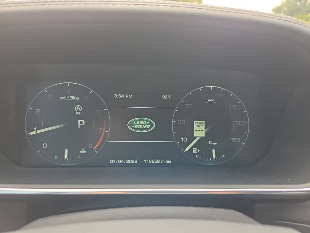 Used 2015 Land Rover Range Rover HSE AWD/4WD image 13