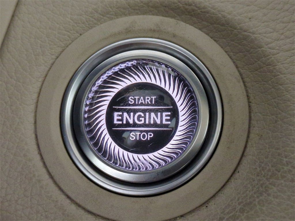 Used 2021 Mercedes-Benz C 300 4MATIC Cabriolet w/ Multimedia Package image 33