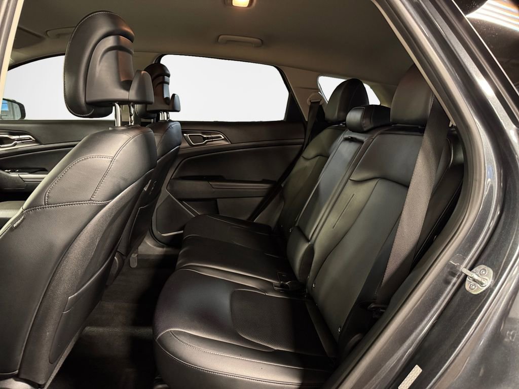 Certified 2023 Kia Sportage EX image 24