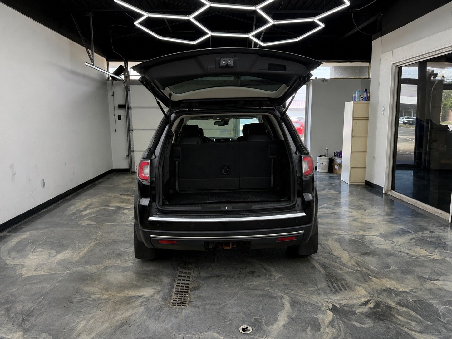 Used 2017 GMC Acadia SLT AWD/4WD image 7