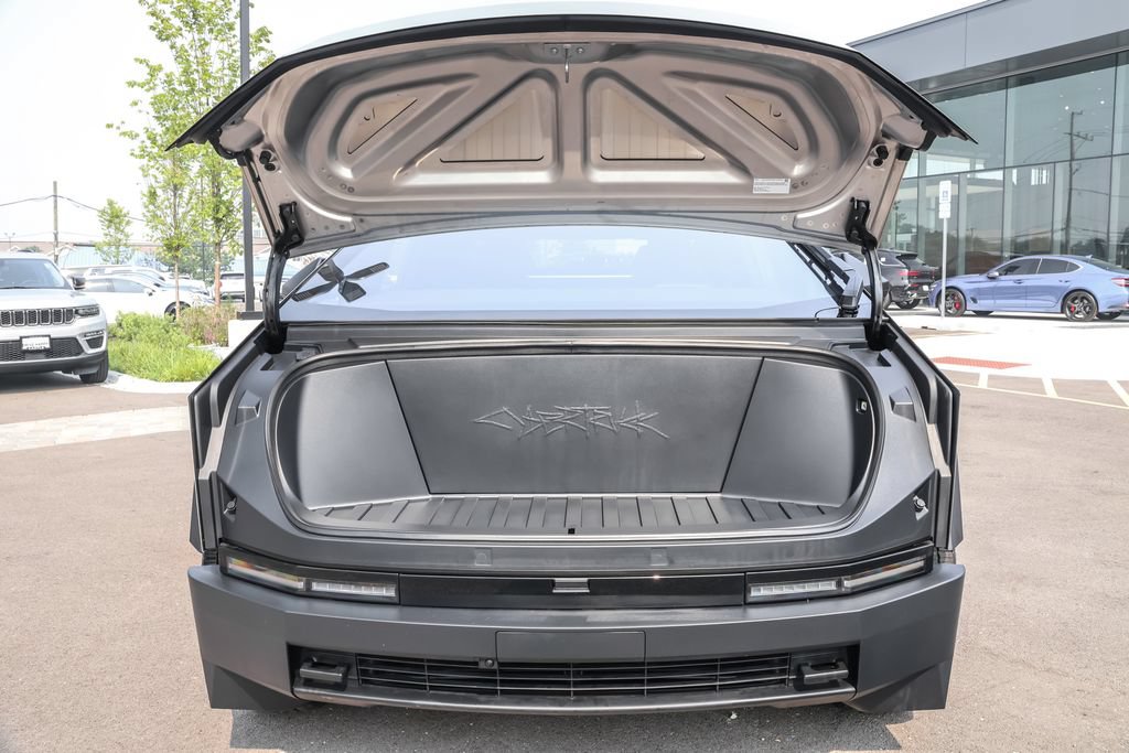 Used 2024 Tesla Cybertruck AWD Crew Cab image 36