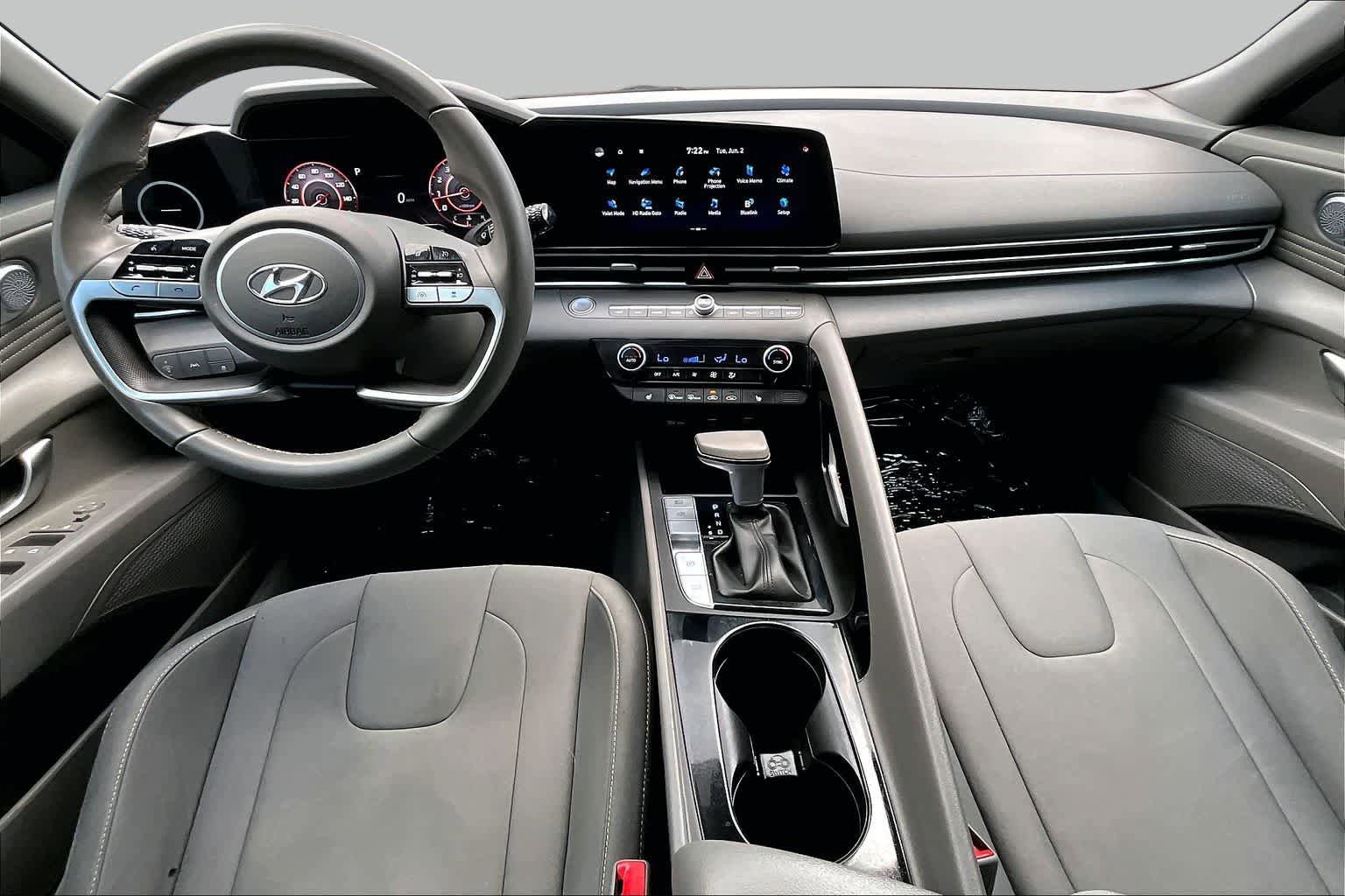 Used 2023 Hyundai Elantra SEL w/ Convenience Package FWD image 15