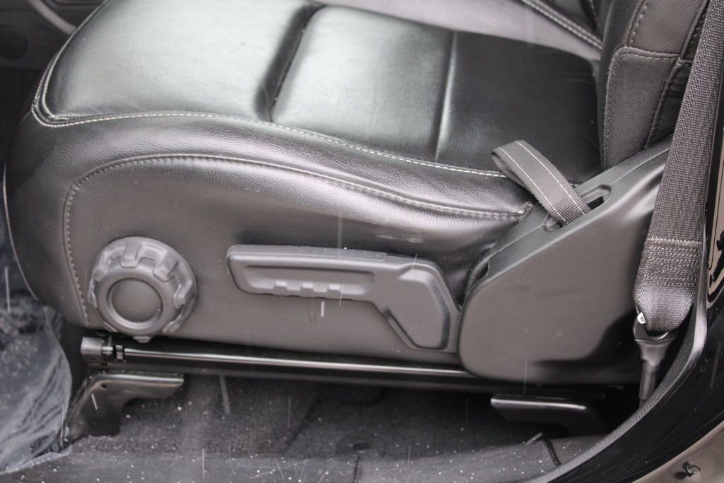 Used 2022 Jeep Gladiator Overland w/ Popular Equipment Package image 16