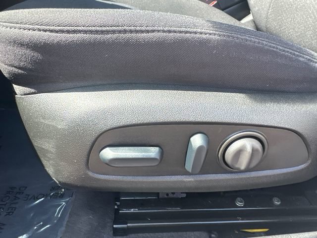 Used 2023 Chevrolet Malibu LT image 41