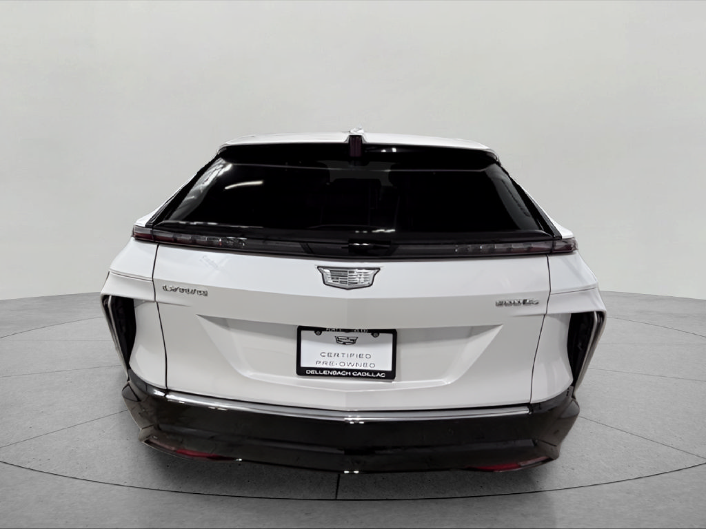 Certified 2024 Cadillac Lyriq Luxury w/ LPO, Floor Liner Package AWD/4WD image 4