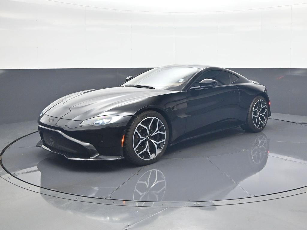 Used 2019 Aston Martin V8 Vantage Coupe RWD image 2