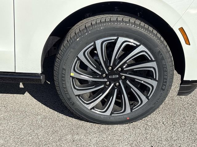 New 2026 Lincoln Navigator Black Label AWD/4WD image 9
