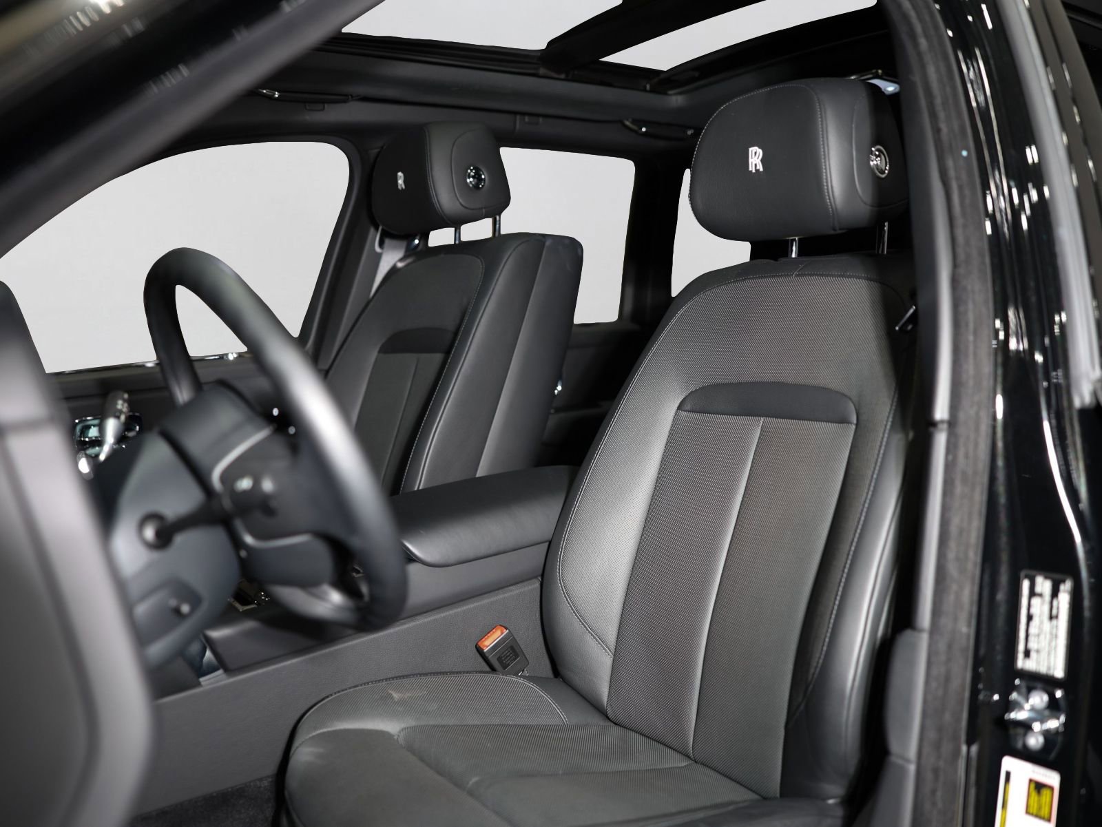 Used 2019 Rolls-Royce Cullinan AWD/4WD image 6