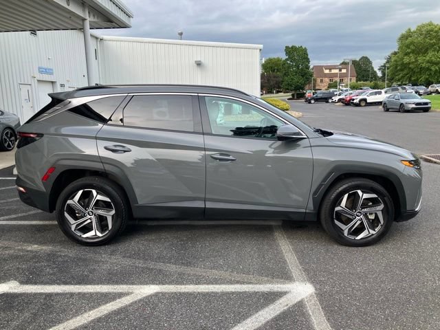 Used 2024 Hyundai Tucson Limited AWD/4WD image 2