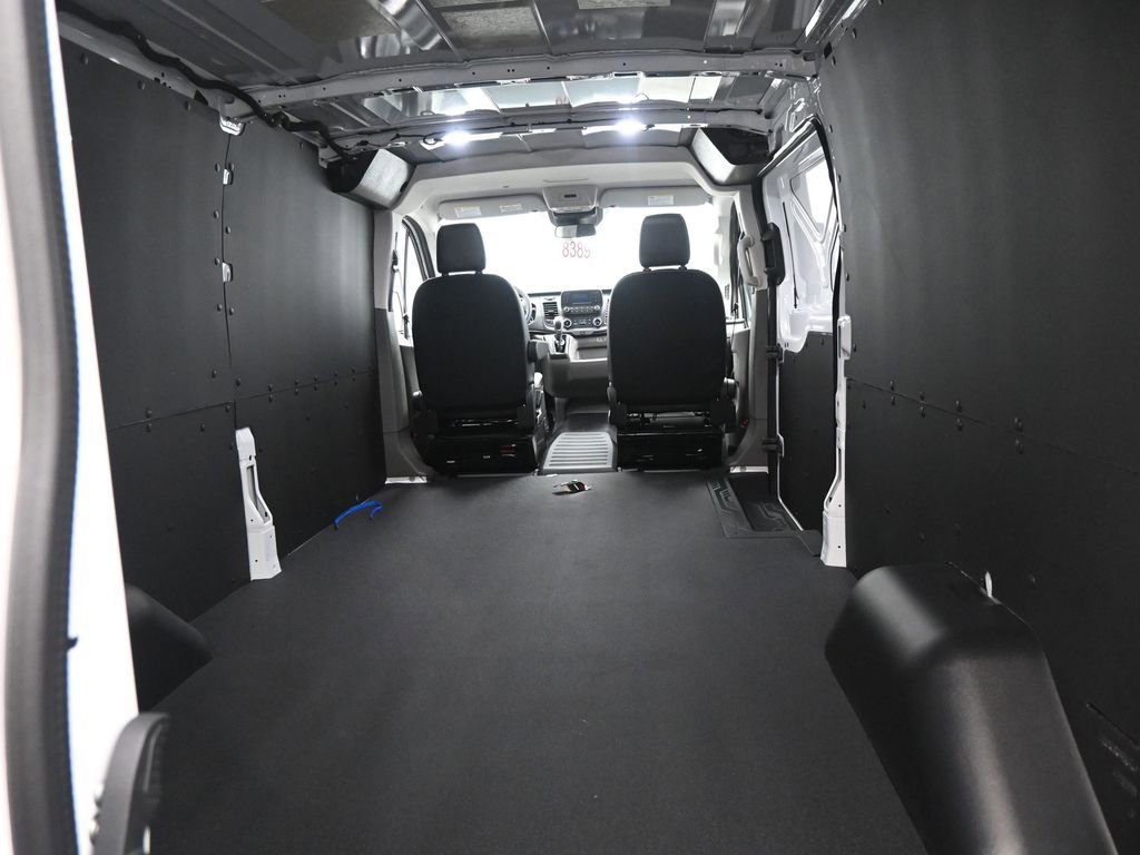 New 2024 Ford Transit 150 Low Roof w/ Load Area Protection Package RWD image 8