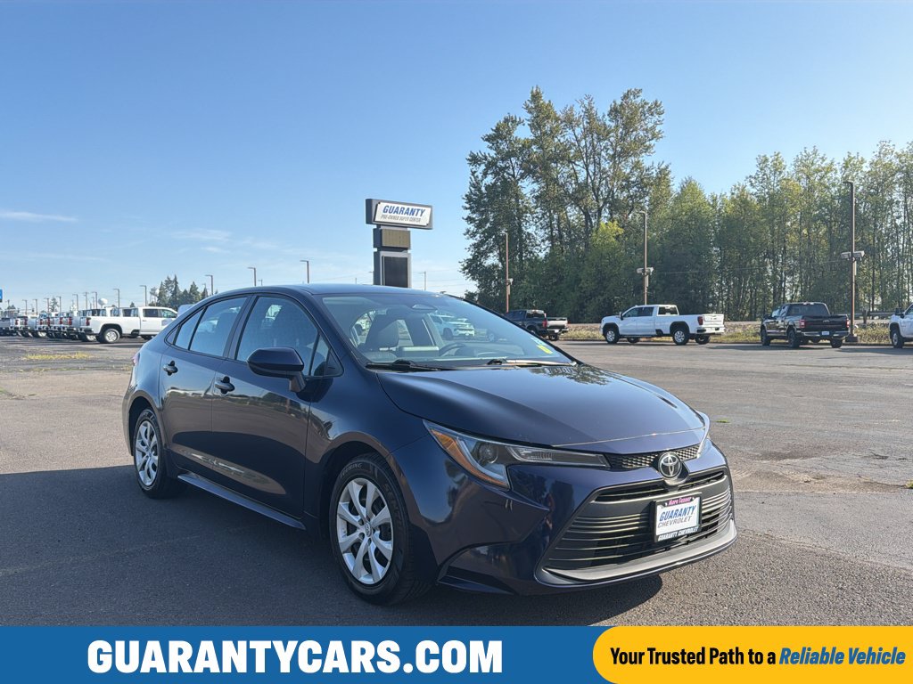 Used 2024 Toyota Corolla LE FWD image 1