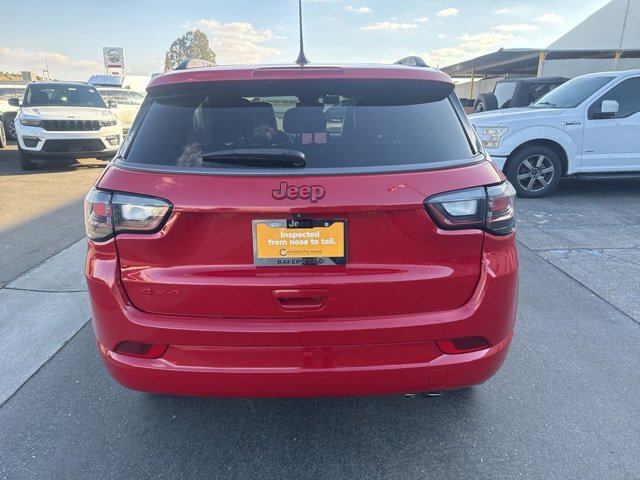Certified 2022 Jeep Compass Limited w/ (RED) Package image 4
