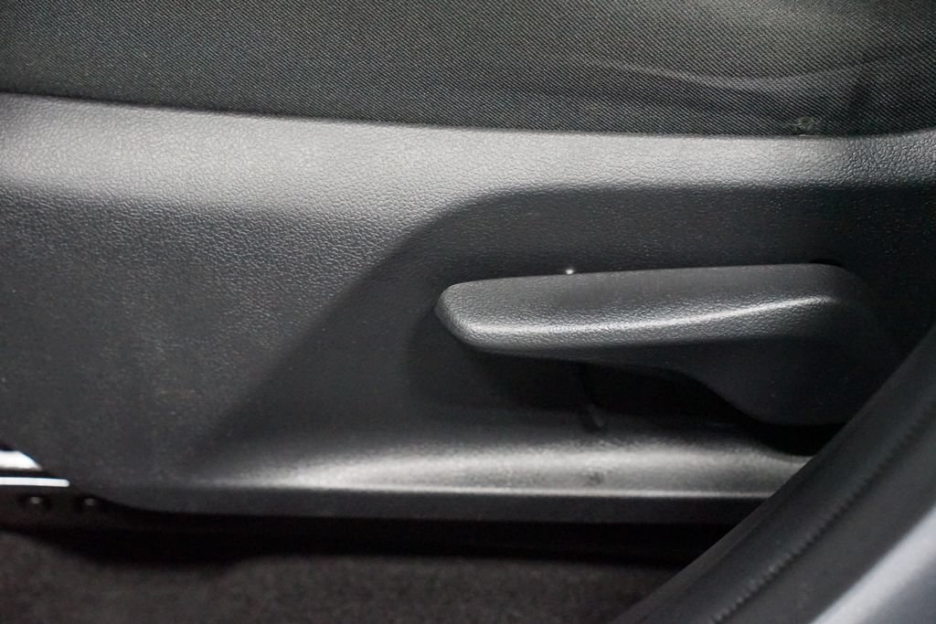 Certified 2024 Toyota RAV4 LE AWD/4WD image 31
