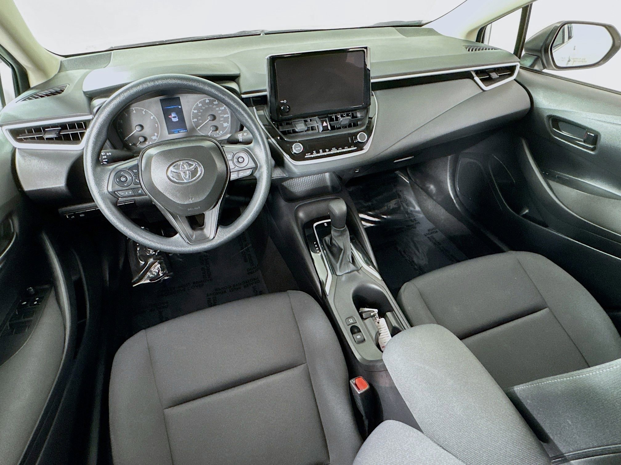 Certified 2025 Toyota Corolla LE FWD image 18