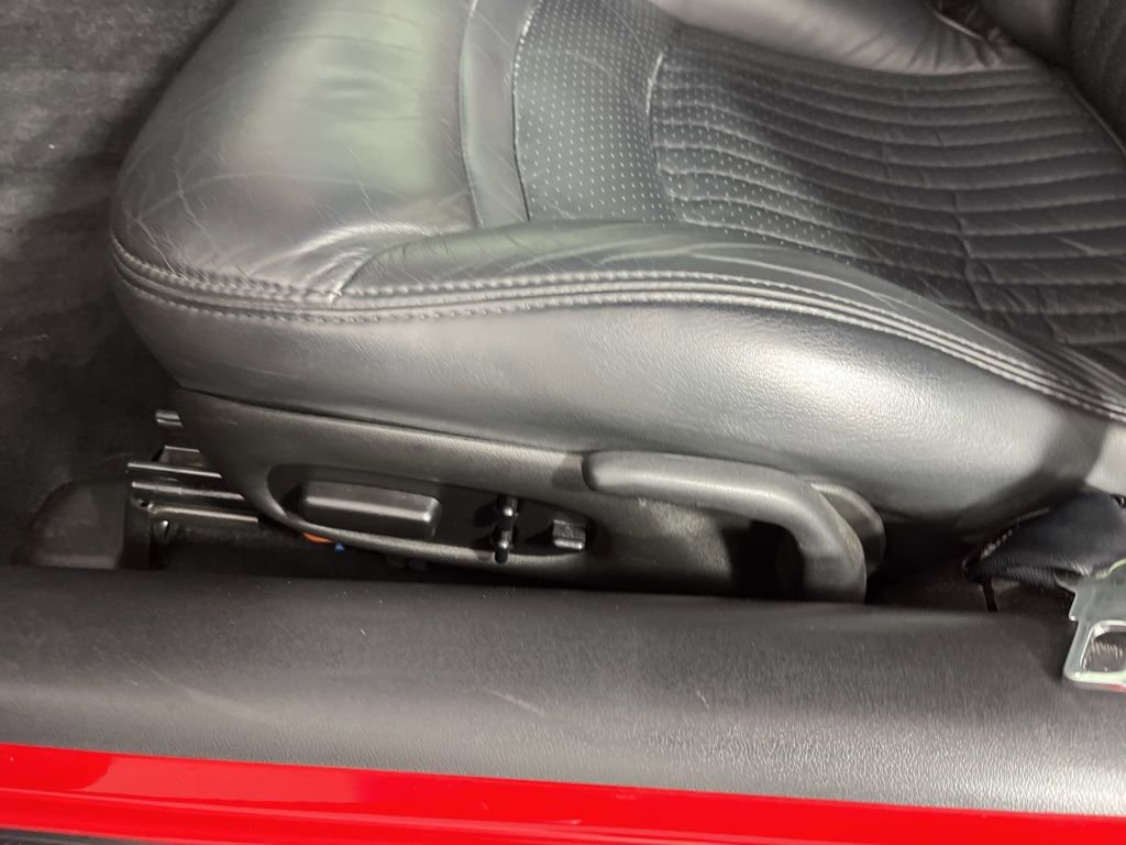 Used 1999 Chevrolet Corvette Coupe w/ Roof Pkg image 19