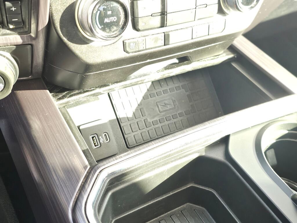 Used 2021 Ford F350 Limited w/ FX4 Off-Road Package image 38