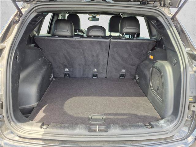 Used 2021 Jeep Compass Latitude w/ Sun and Sound Group AWD/4WD image 6