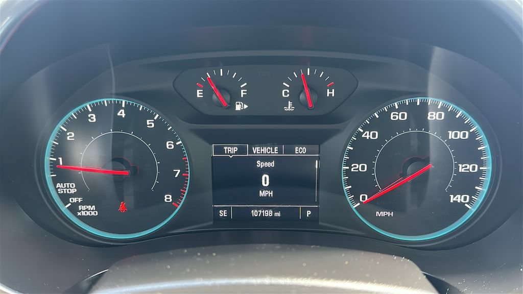 Used 2021 Chevrolet Malibu LT FWD image 2