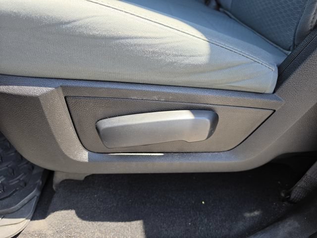 Used 2020 RAM 1500 Classic SLT AWD/4WD image 23