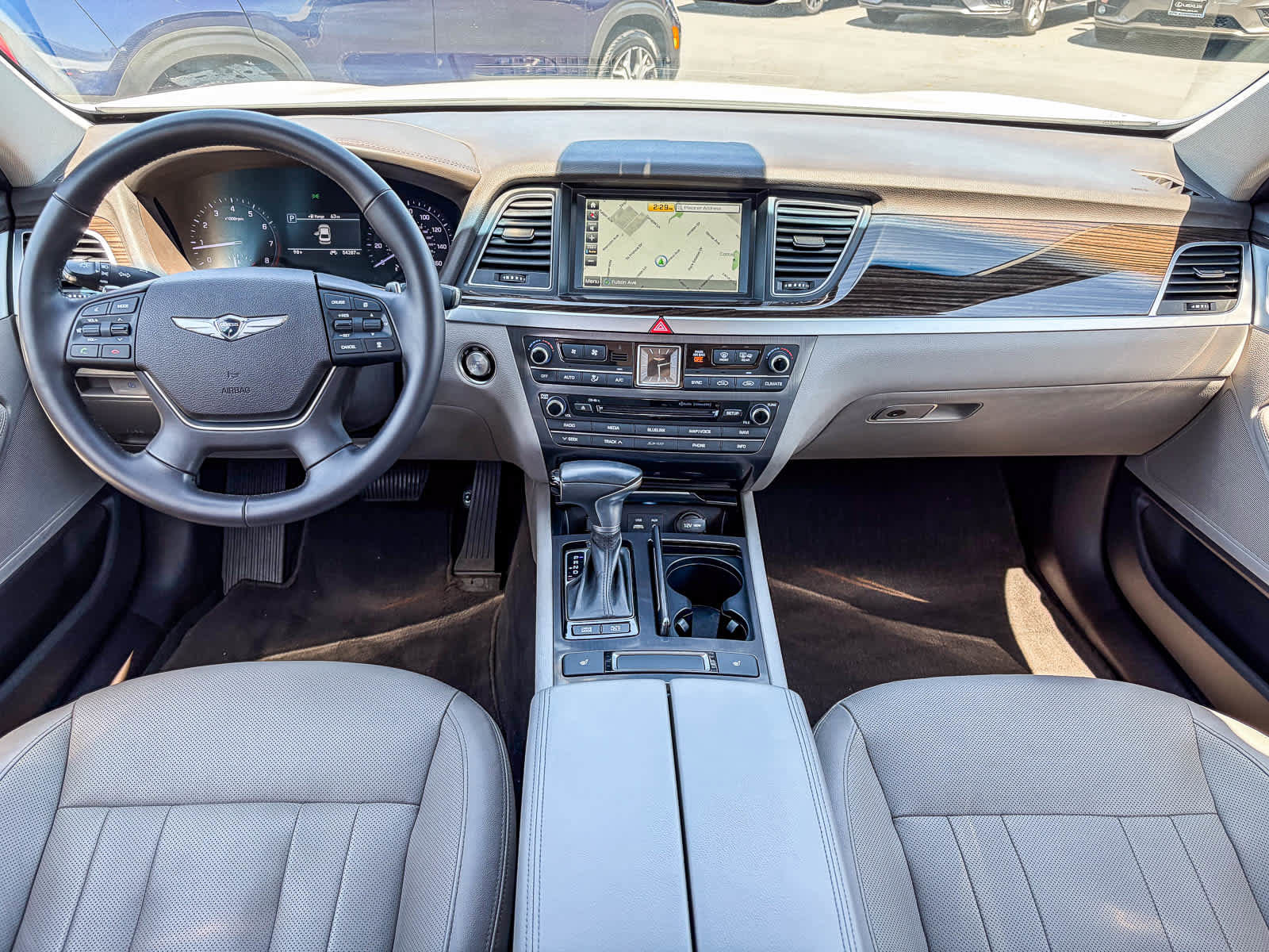 Used 2018 Genesis G80 3.8 RWD image 11