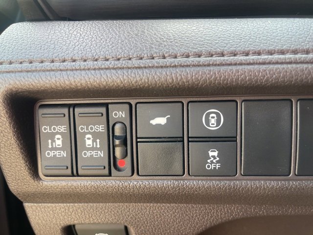 Used 2021 Honda Odyssey EX-L image 32