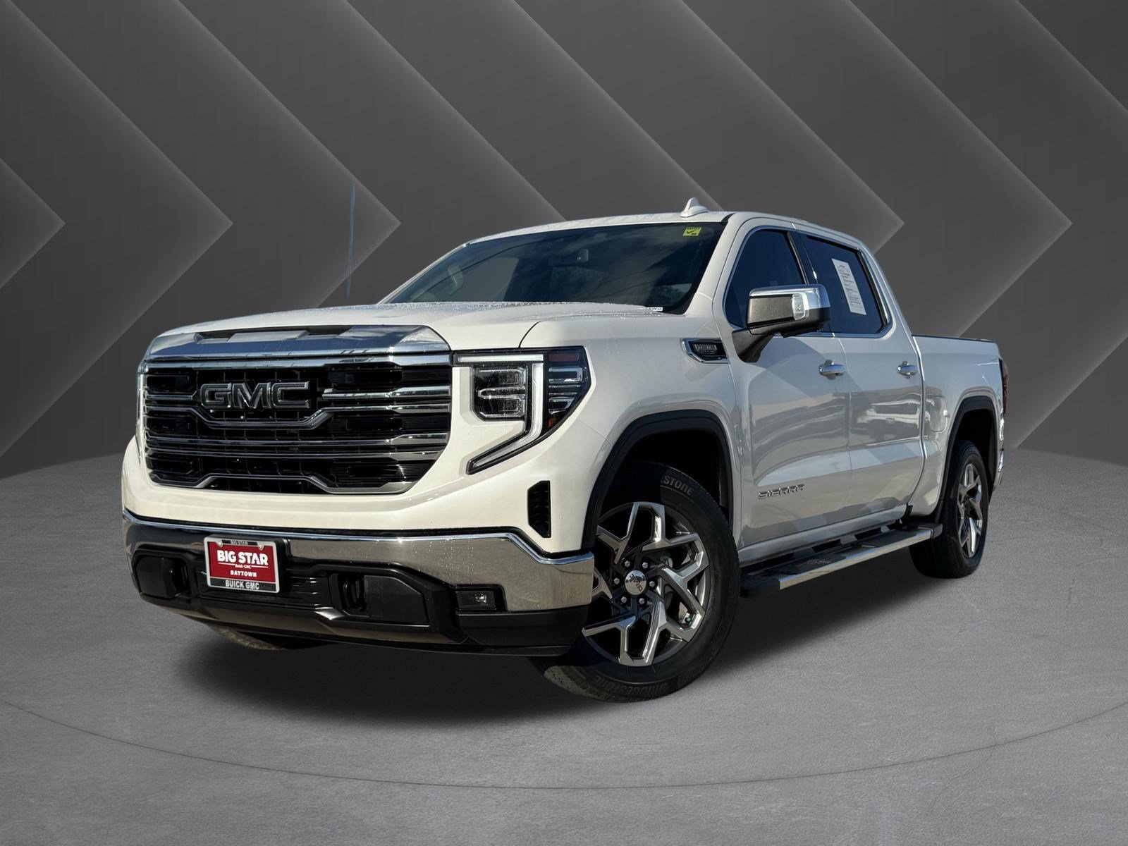 Used 2023 GMC Sierra 1500 SLT RWD image 2