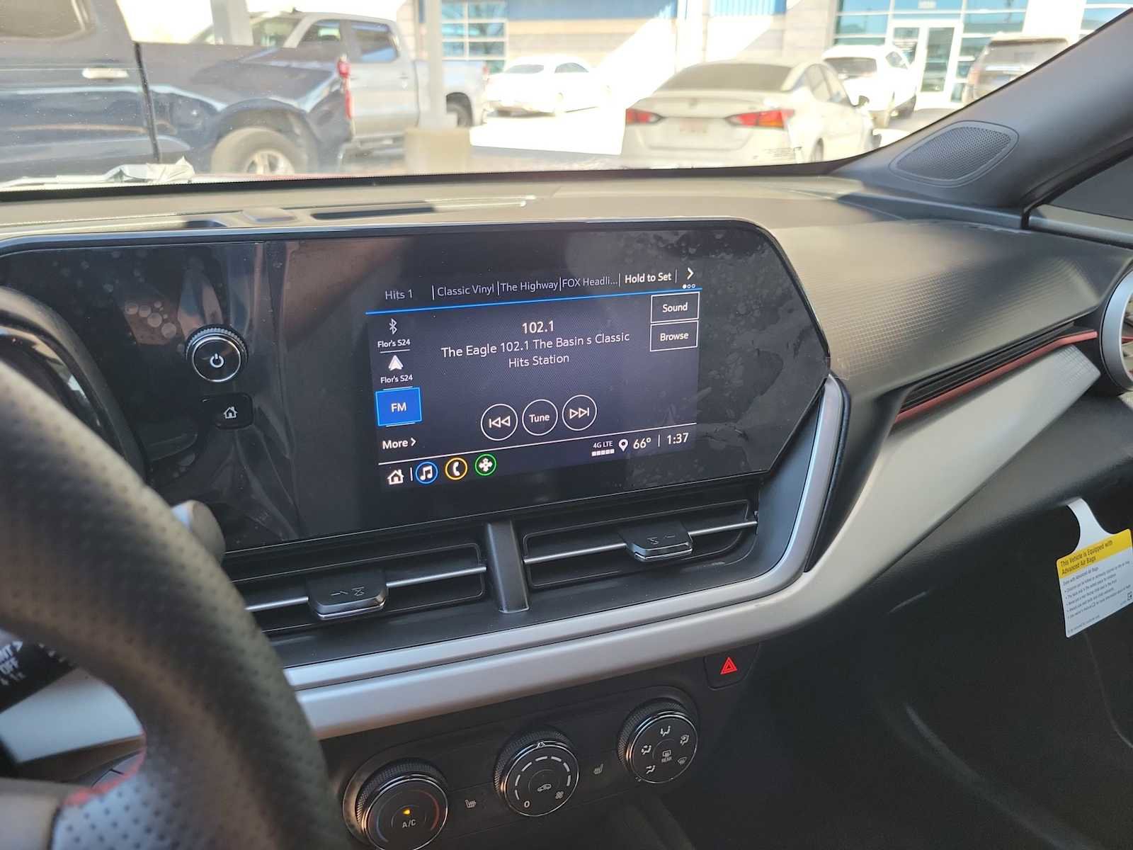 Used 2024 Chevrolet Trax RS w/ Driver Confidence Package image 20