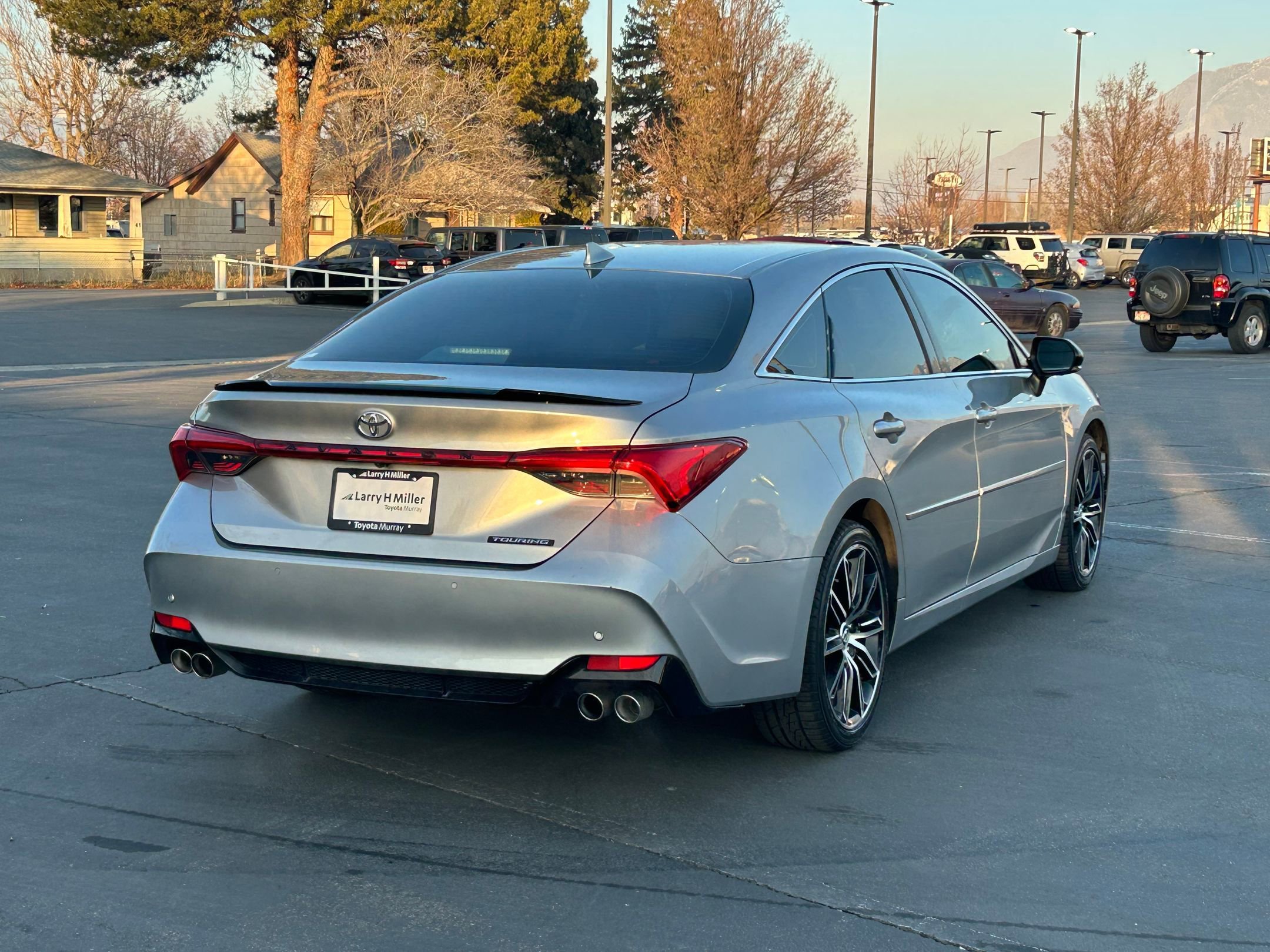 Certified 2019 Toyota Avalon Touring image 5