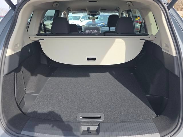 New 2026 Nissan Rogue SV w/ Cold Weather Package AWD/4WD image 17