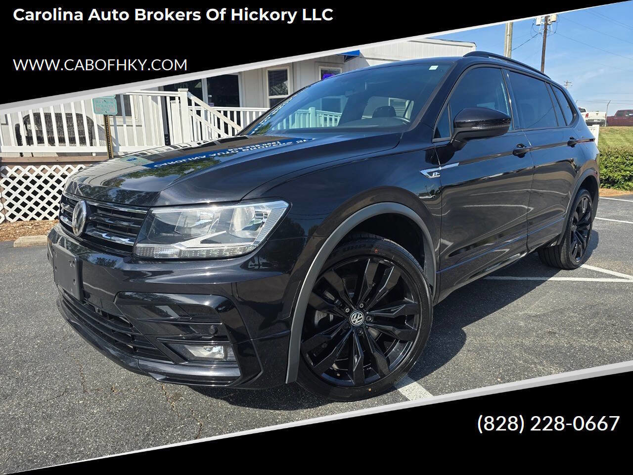 Used 2021 Volkswagen Tiguan SE AWD/4WD image 1