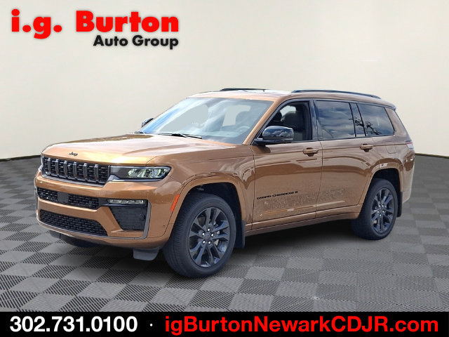 New 2026 Jeep Grand Cherokee L Limited AWD/4WD image 2