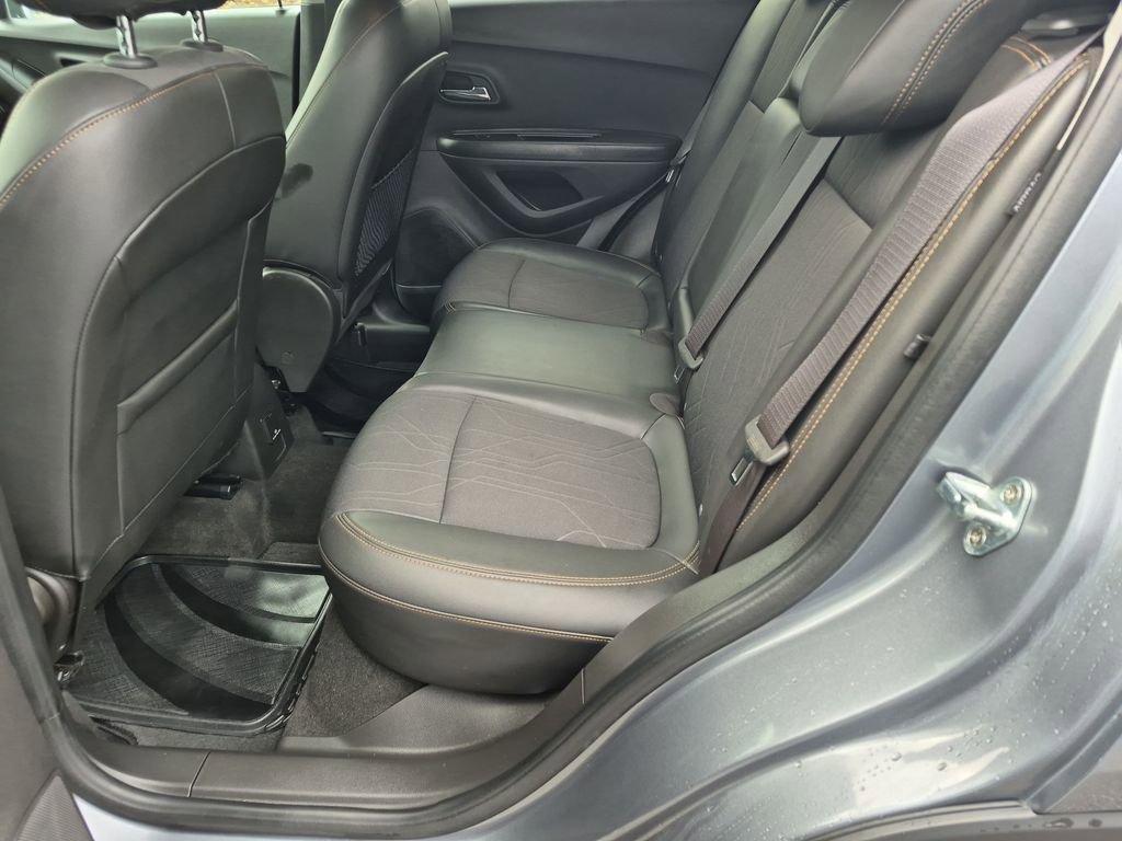 Used 2019 Chevrolet Trax LT w/ LT Convenience Package image 29