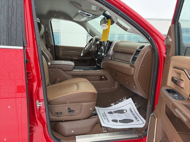Used 2023 RAM 2500 Limited image 11