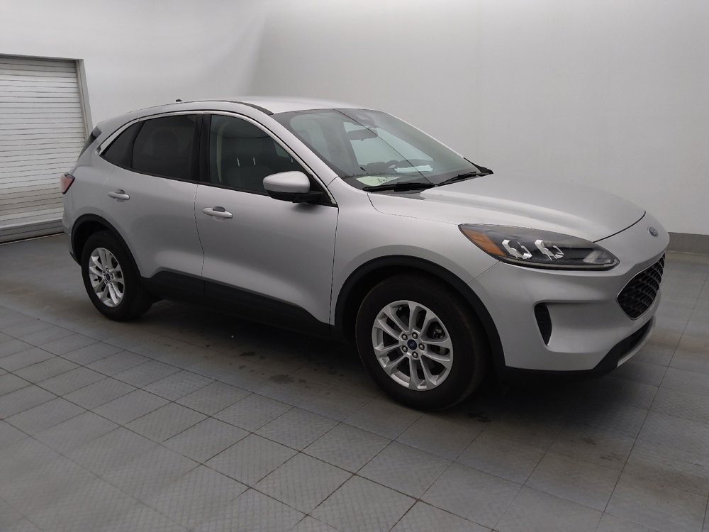 Used 2020 Ford Escape SE image 11