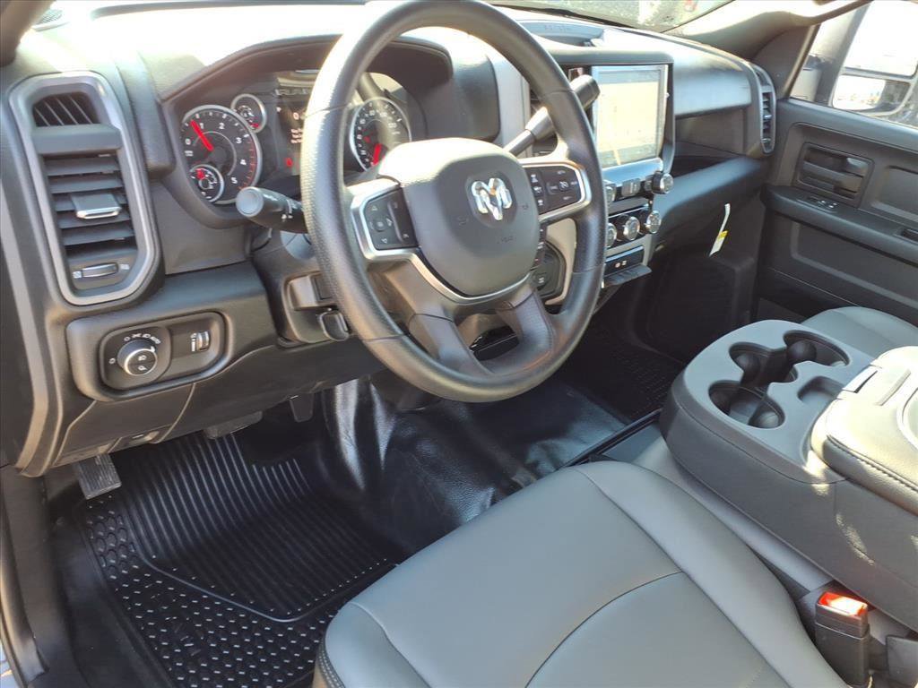New 2026 RAM 3500 Tradesman image 4