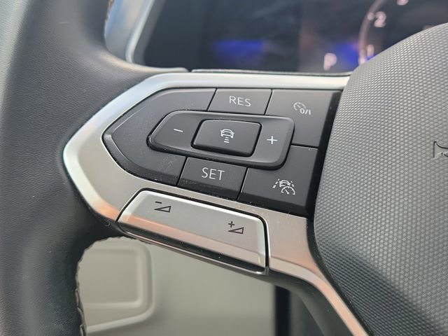 Used 2022 Volkswagen Tiguan SE image 24