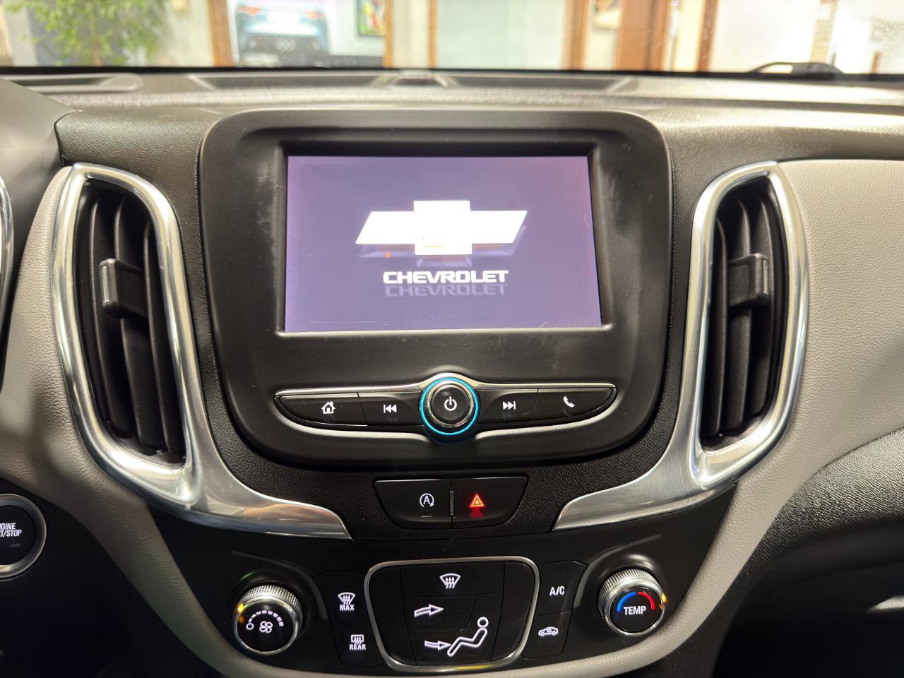 Used 2024 Chevrolet Equinox LS w/ LPO, Floor Liner Package image 29