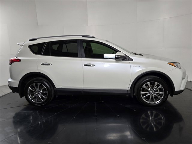 Used 2018 Toyota RAV4 Limited image 7