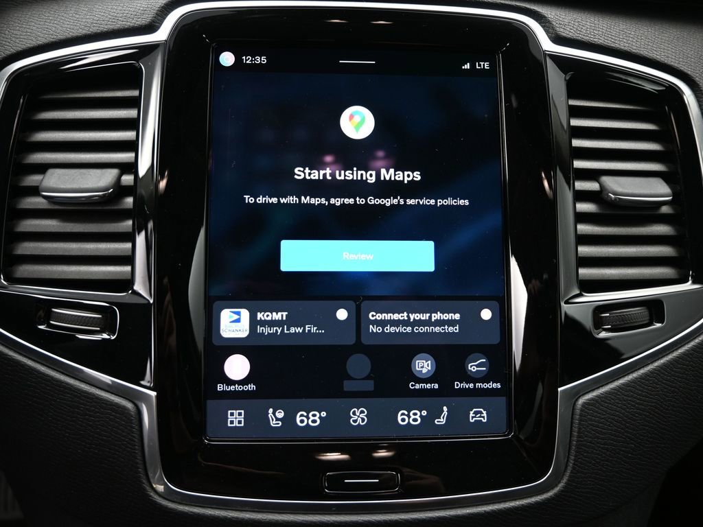 Used 2023 Volvo XC90 B6 Plus image 12