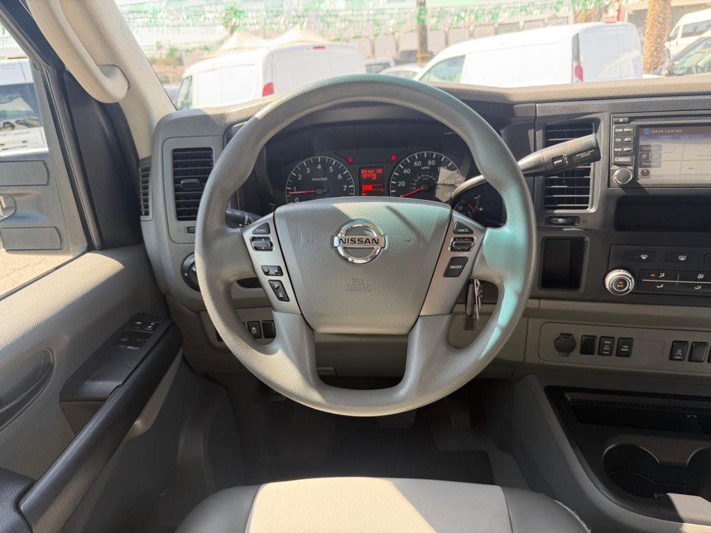 Used 2015 Nissan NV 3500 SV w/ Technology Package RWD image 32