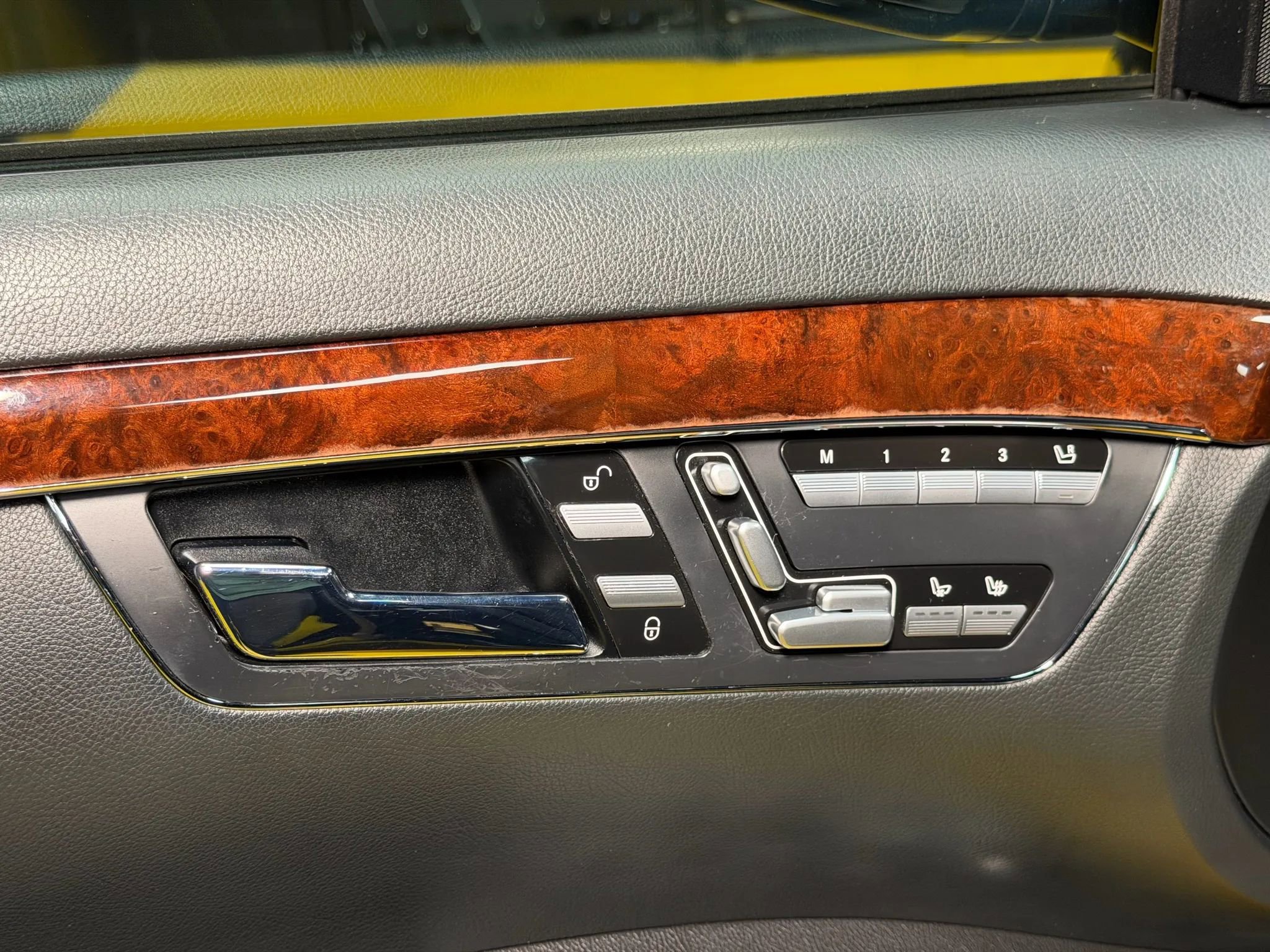 Used 2013 Mercedes-Benz S 550 w/ Sport Pkg Plus One image 34