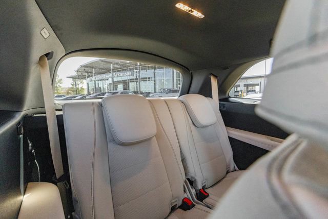 Certified 2025 Mercedes-Benz GLS 450 4MATIC image 28