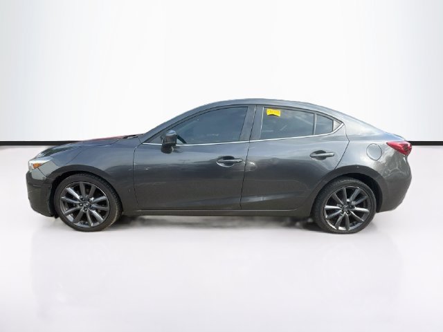 Used 2017 MAZDA MAZDA3 Grand Touring w/ Premium Equipment Package FWD image 5