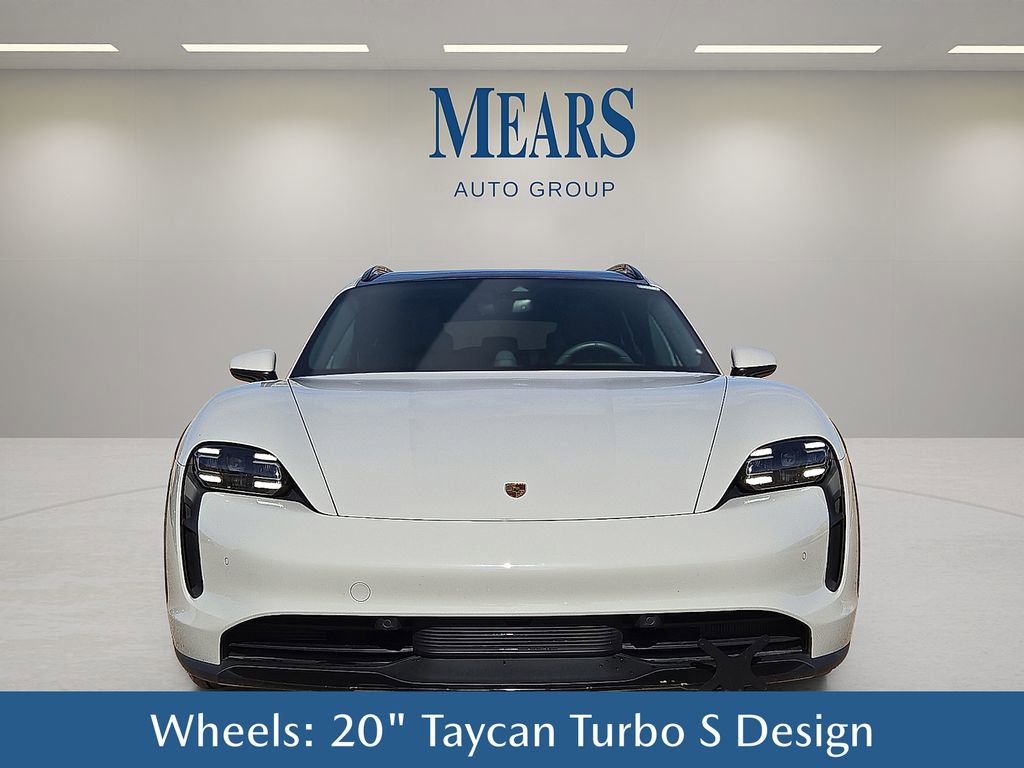 Used 2022 Porsche Taycan 4 Cross Turismo image 9