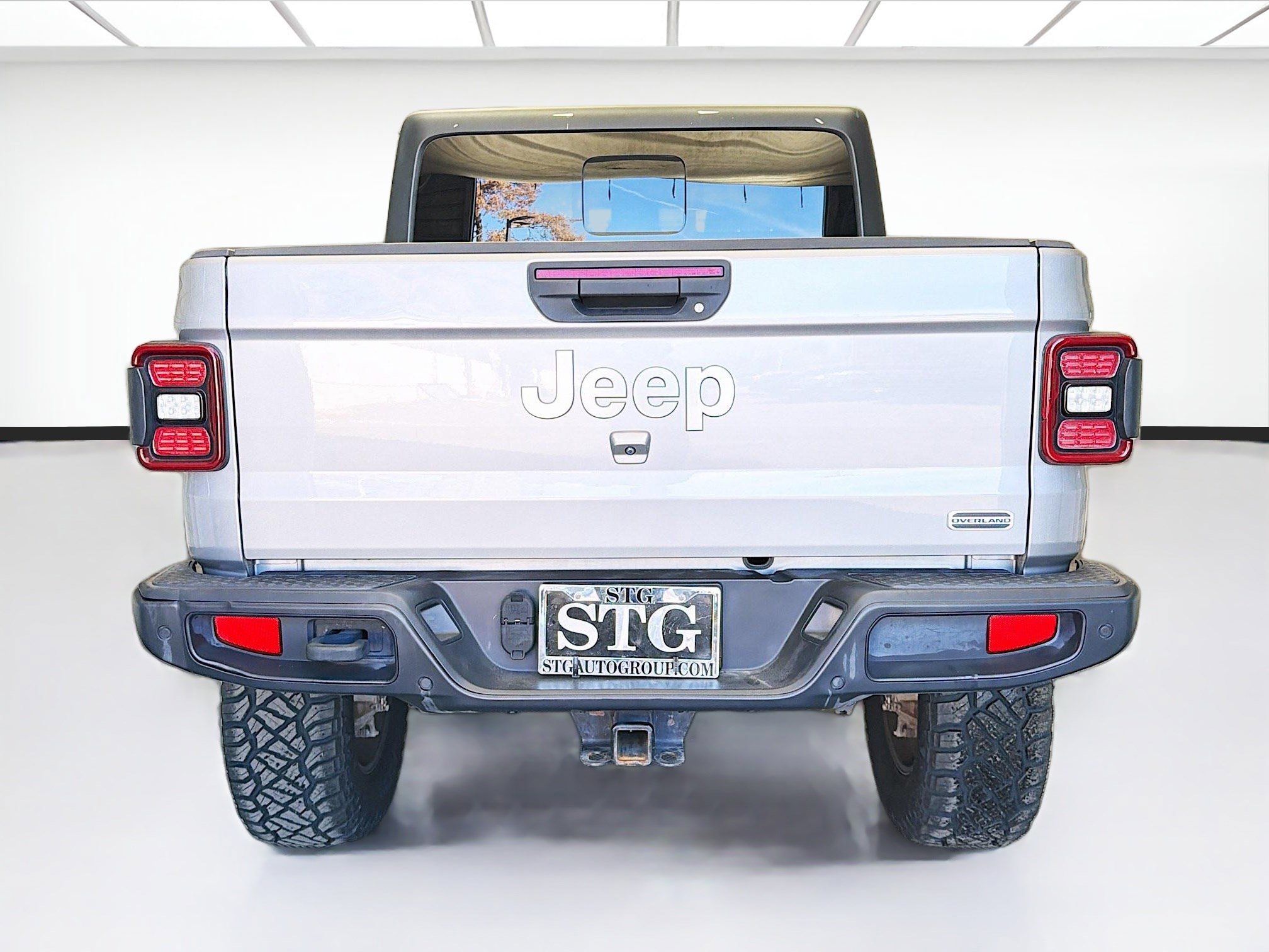 Used 2020 Jeep Gladiator Overland AWD/4WD image 5
